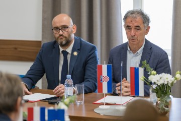 Vukovar: Suradnja hrvatske zajednice u Srbiji i srpske zajednice u Hrvatskoj