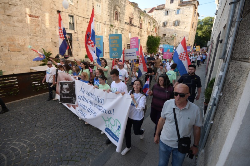 Split: Održan "Hod za život"