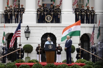 Biden dočekao Modija u Bijeloj kući raskošnom ceremonijom