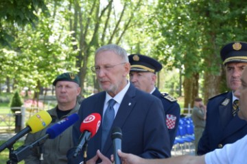 Božinović u Glini: Izražavamo najdublju zahvalnost onima što su stvorili državu