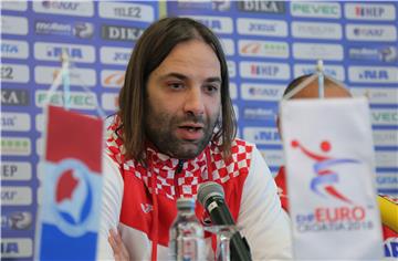 Balić, Smajlagić i Grubišić u Kući slavnih EHF-a