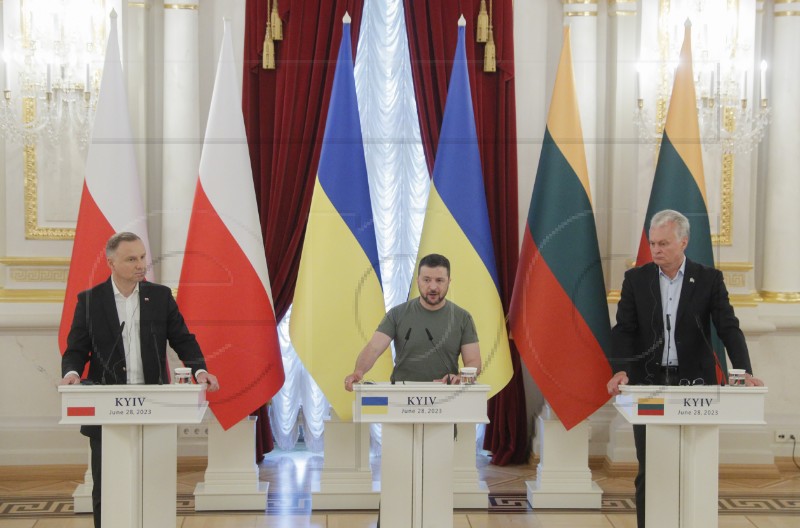 UKRAINE POLAND LITHUANIA DIPLOMACY