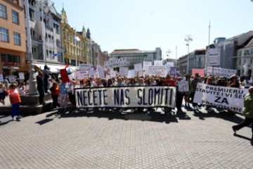 Mirni prosvjed Sindikata državnih i lokalnih službenika i namještenika RH