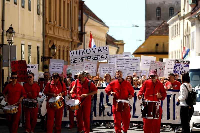 Mirni prosvjed Sindikata državnih i lokalnih službenika i namještenika RH