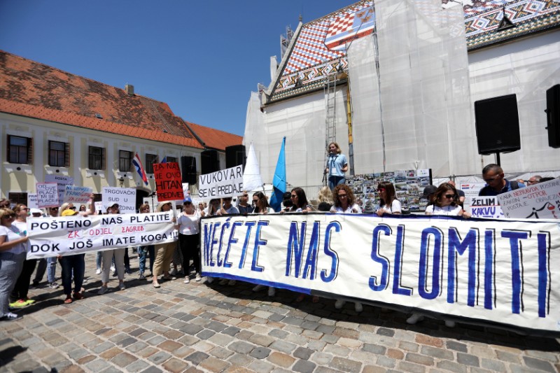 Mirni prosvjed Sindikata državnih i lokalnih službenika i namještenika RH