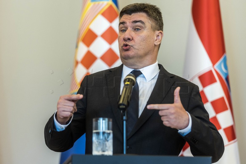 Konferencija za medije predsjednika Milanovića