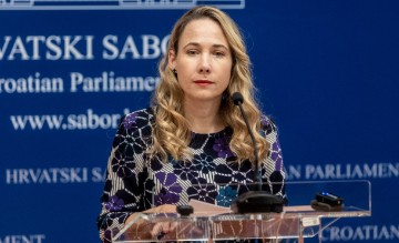 Marija Selak Raspudić održala konferenciju za novinare