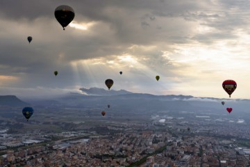 SPAIN HOT AIR BALLOON