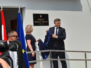 U nazočnosti premijera Plenkovića u Orašju otvoren hrvatski konzulat 