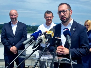 Zabok: Konferencija za medije o natječajima solarizacije krovova javnih ustanova