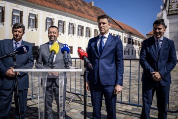 Konferencija za novinare o zajedničkoj inicijativi Mosta i Hrvatskih suverenista