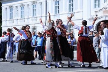 57. Đakovački vezovi