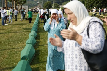 BiH: Sudionici komemoracije stižu u Srebrenicu