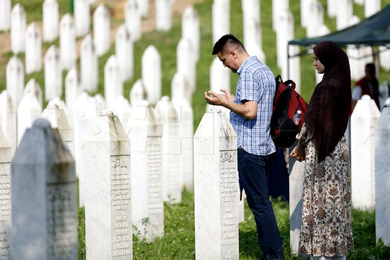 BiH: Sudionici komemoracije stižu u Srebrenicu