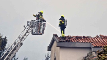 Božinović: Požar kod Grebaštice pod kontrolom, saniraju se rubovi požarišta 