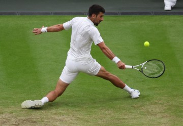 Wimbledon: Đoković nakon tri seta protiv Sinnera do finala