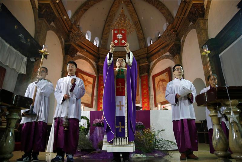 Papa odobrio šangajskog biskupa, Vatikan kritizira Kinu zbog izostanka konzultacija 