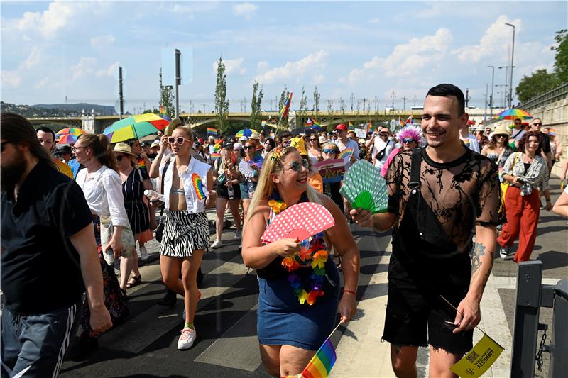 Budimpešta: Tisuće u Povorci ponosa, prosvjed zbog poteza vlade protiv LGBT osoba