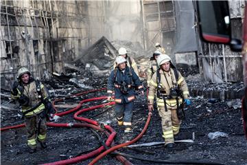 Turska obuzdava požare, uključujući u pokrajini pogođenoj potresima