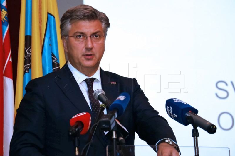 Plenković to meet with presidents of Chile and Argentina