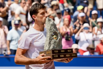 ATP Gstaad: Premijerna titula za Argentinca Cachina