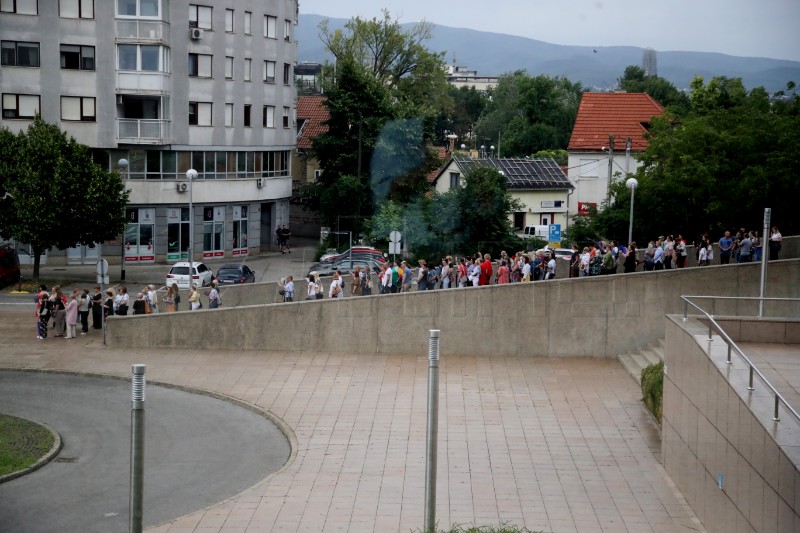  Nastavlja se štrajk pravosudnih službenika 