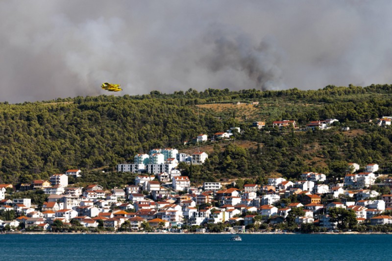  U policiju dovedena dva muškarca koja se dovode u vezu s požarom na Čiovu