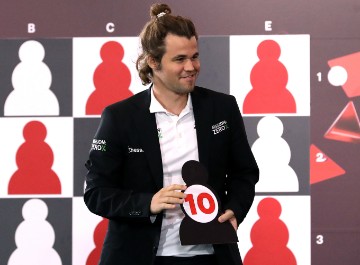 Šah, SK: Magnus Carlsen traži prvu pobjedu