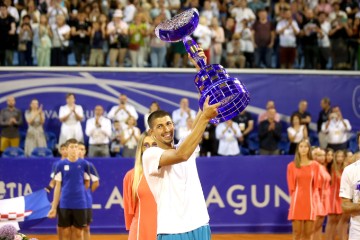 ATP Umag - Popyrin u finalu pobijedio Wawrinku