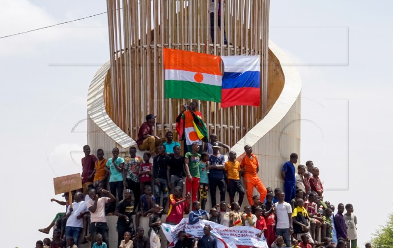 Puč u Nigeru: Zapadna Afrika uvodi sankcije i ne isključuje uporabu sile