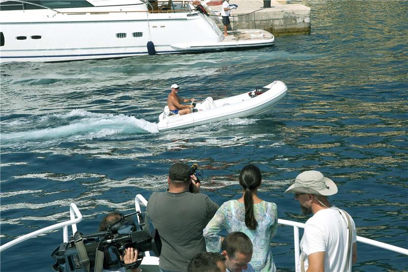 U nedozvoljenom glisiranju zatečeno 15 stranih i jedan hrvatski državljanin