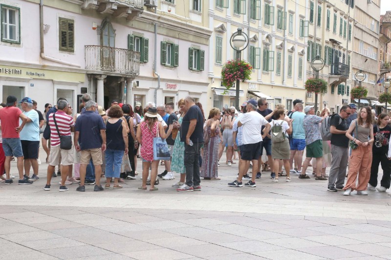 Turisti u obilasku Rijeke