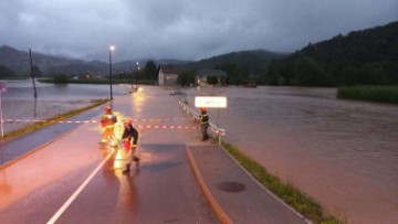 Poplave u Sloveniji: Poneka mjesta evakuirana, druga odsječena