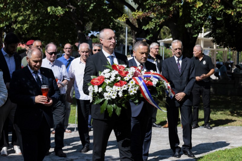 Dan pobjede: Polaganje vijenaca u Parku hrvatskih branitelja