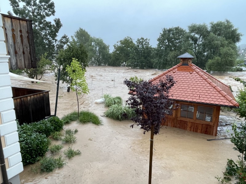 Slovenija: Kiša ne jenjava, nevolje se šire na jugoistok i prema Hrvatskoj