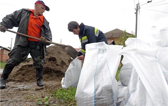 Flood alerts issued for some sections of Drava and Kupa