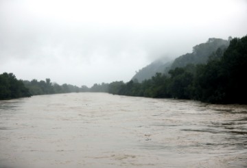 Načelnik Rugvice: Sava i dalje raste, no nadamo se da će razina uskoro početi padati