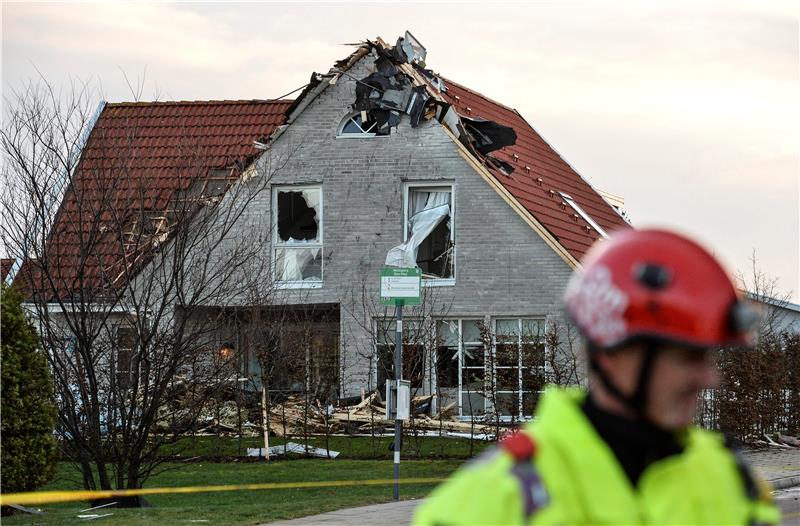 Snažna oluja pogodila Švedsku i Norvešku, potopila domove i ceste