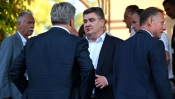 Milanović potpisao odluke o imenovanju i raspoređivanju časnika 