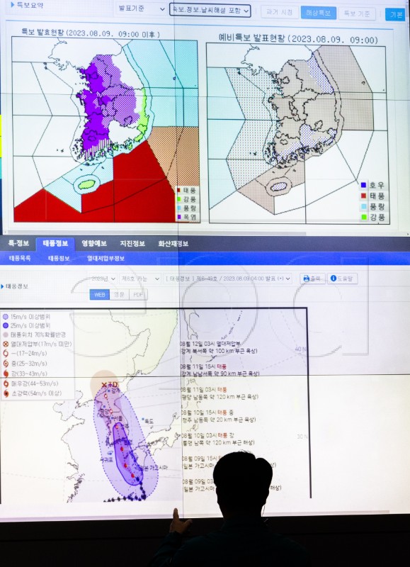 SOUTH KOREA TYPHOON KHANUN