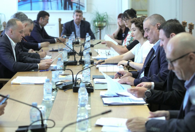 Parl. comittee supports appointment of General Turkalj as VSOA director