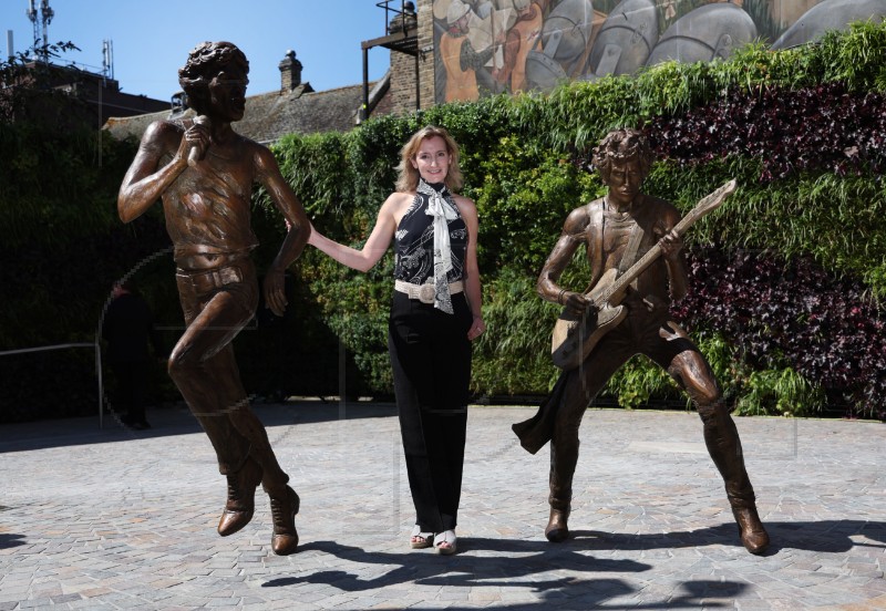  Legende Stonesa Jagger i Richards dobili skulpture u rodnom gradu