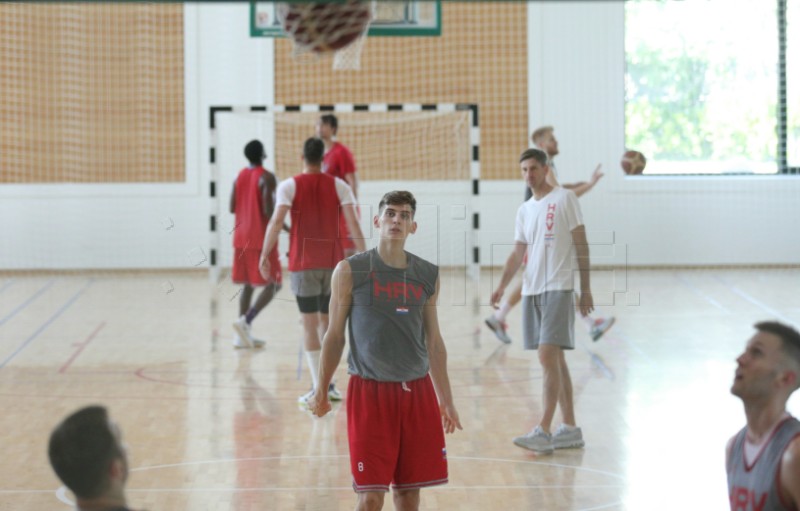 Košarkaši odradili trening otvoren za medije