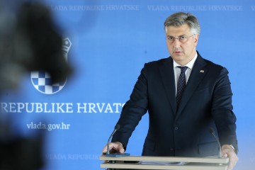 Plenković: Aladrovića ćemo pamtiti kao domoljuba, razboritog i odmjerenog čovjeka