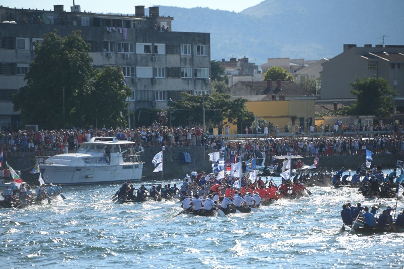 Metković: Počeo 26. Maraton lađa