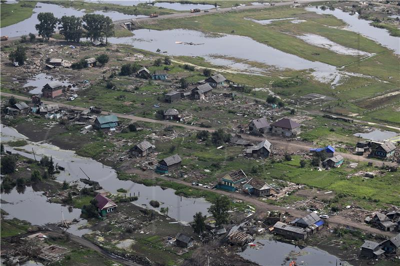 Daleki istok Rusije pretrpio poplave, više od 2500 ljudi evakuirano