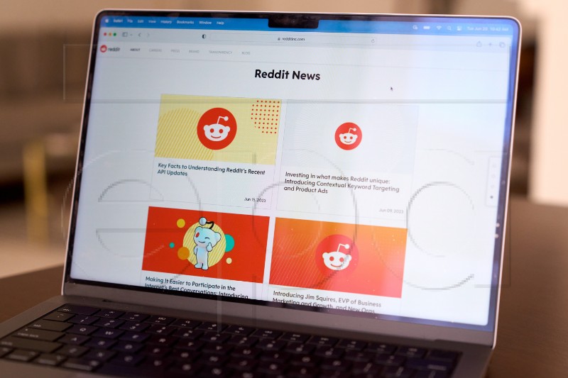 Rusija prvi put kaznila Reddit zbog 'zabranjenog sadržaja' - RIA