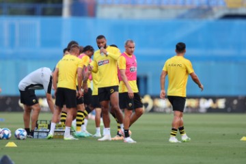 Stadion Maksimir prije početka susreta Dinamo - AEK