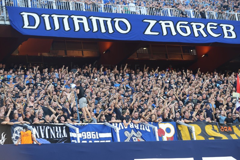 Stadion Maksimir prije početka susreta Dinamo - AEK