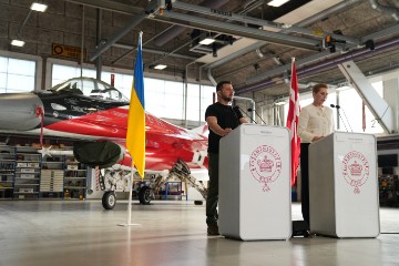 Prve isporuke nizozemskih i danskih F-16 Ukrajini oko Nove godine 